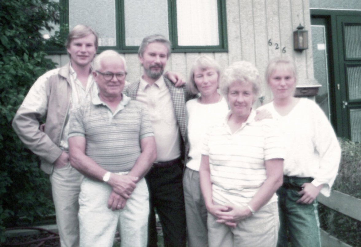 Torfinn, Edna, Finn, Hege w/ Ray & Mary